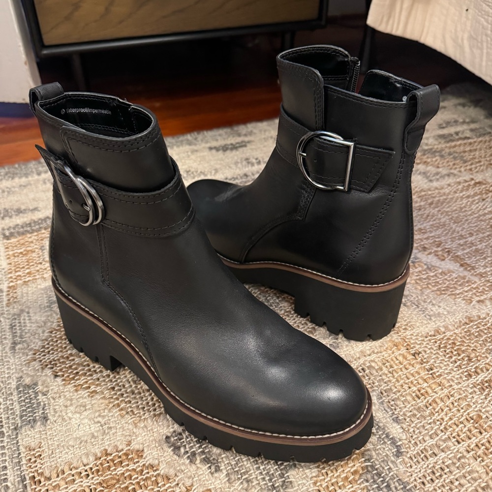 Blondo Waterproof Black Ankle Boots - NWOT Size 10